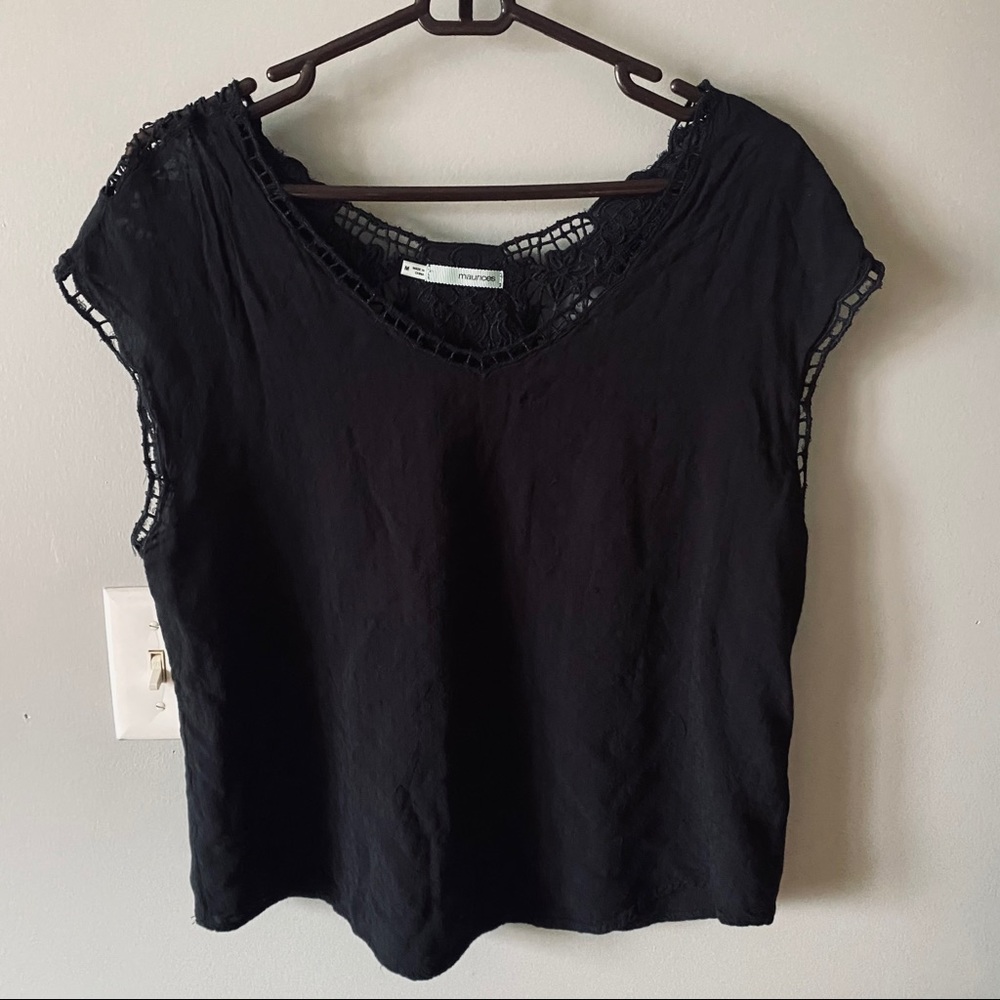Maurices black crochet knit blouse